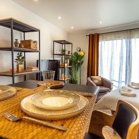 Tres Jolie Au Pied Du Suquet Apartamento *